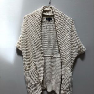 Gap sweater